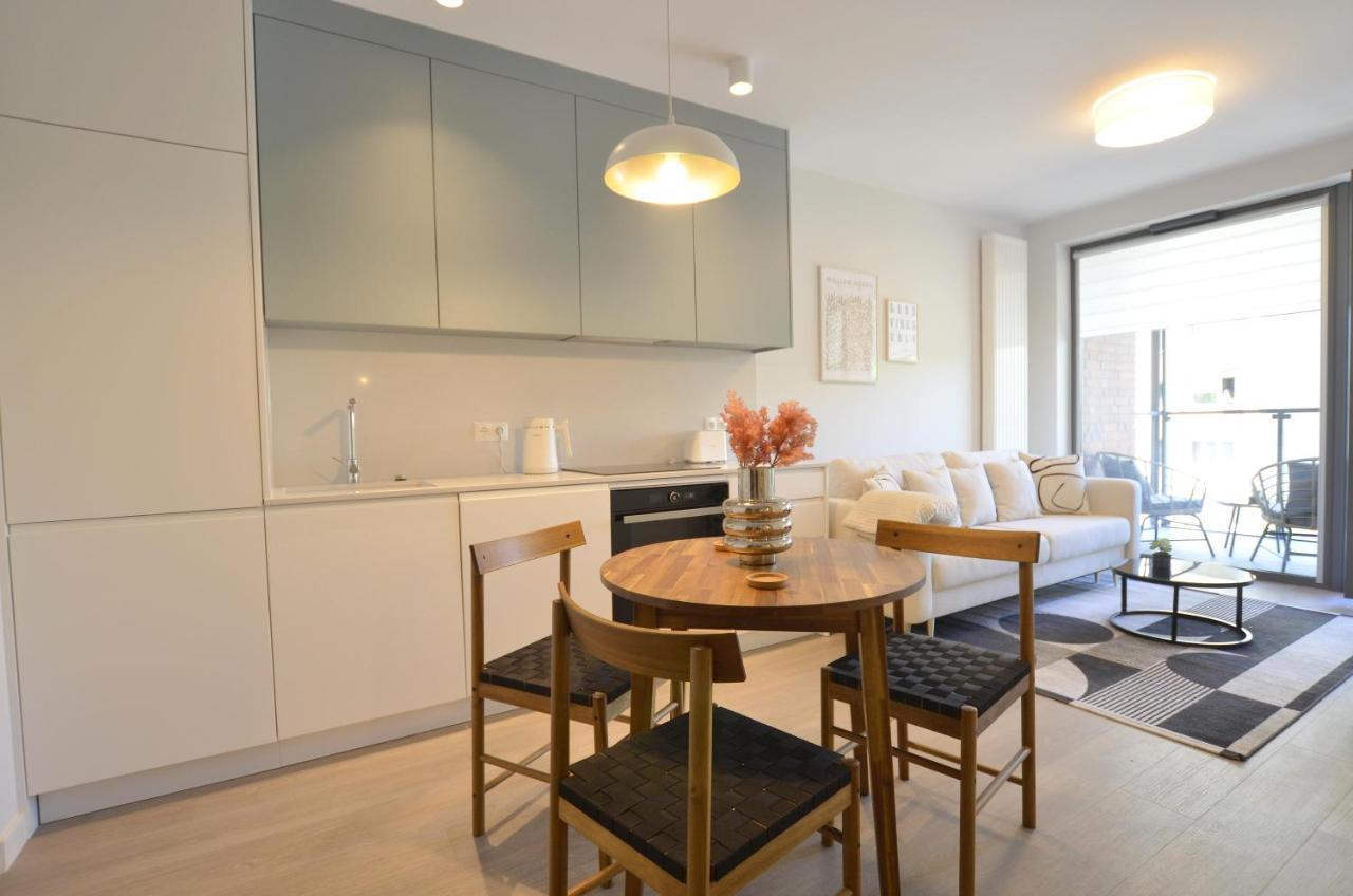 Green Estate Old Town Apartment, Private Parking, Balcony Γκντανσκ Εξωτερικό φωτογραφία