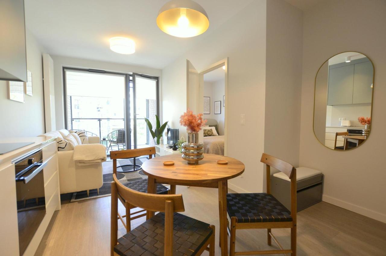 Green Estate Old Town Apartment, Private Parking, Balcony Γκντανσκ Εξωτερικό φωτογραφία