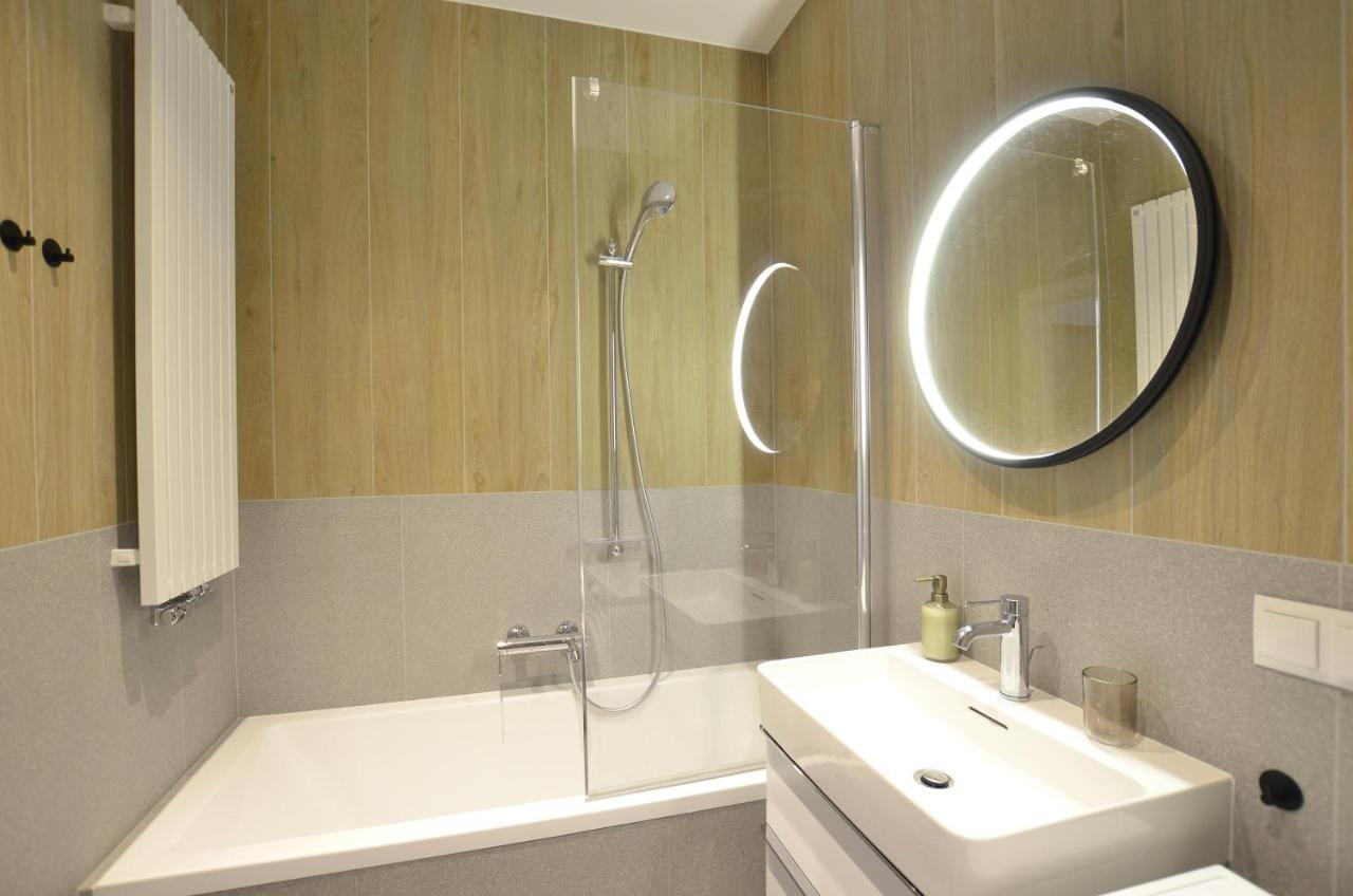 Green Estate Old Town Apartment, Private Parking, Balcony Γκντανσκ Εξωτερικό φωτογραφία